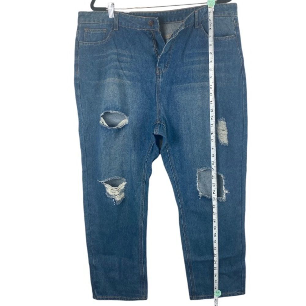 SHEIN med blue wash denim jeans // 2X